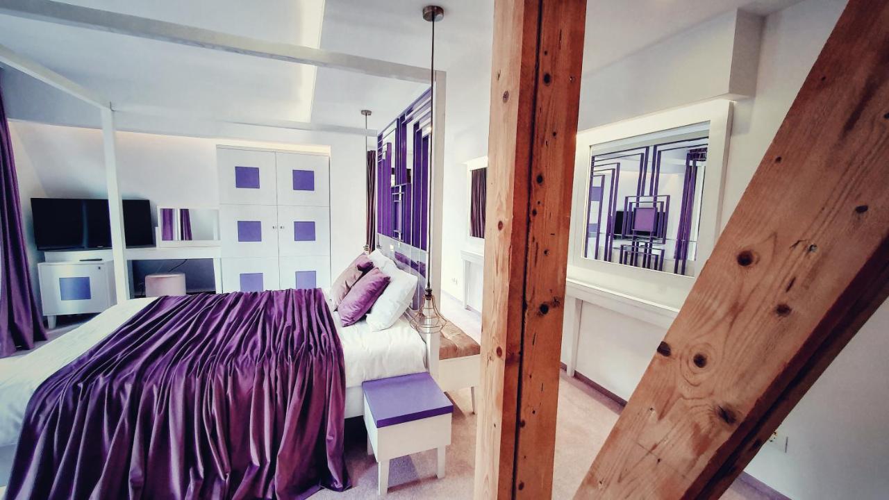 Casa Varful Cu Dor シナヤ エクステリア 写真